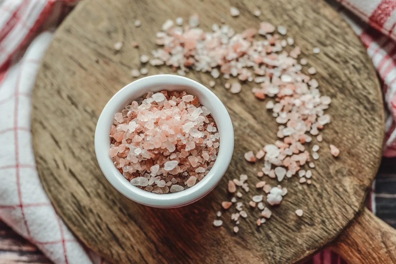 Salt for seasoning the seafood