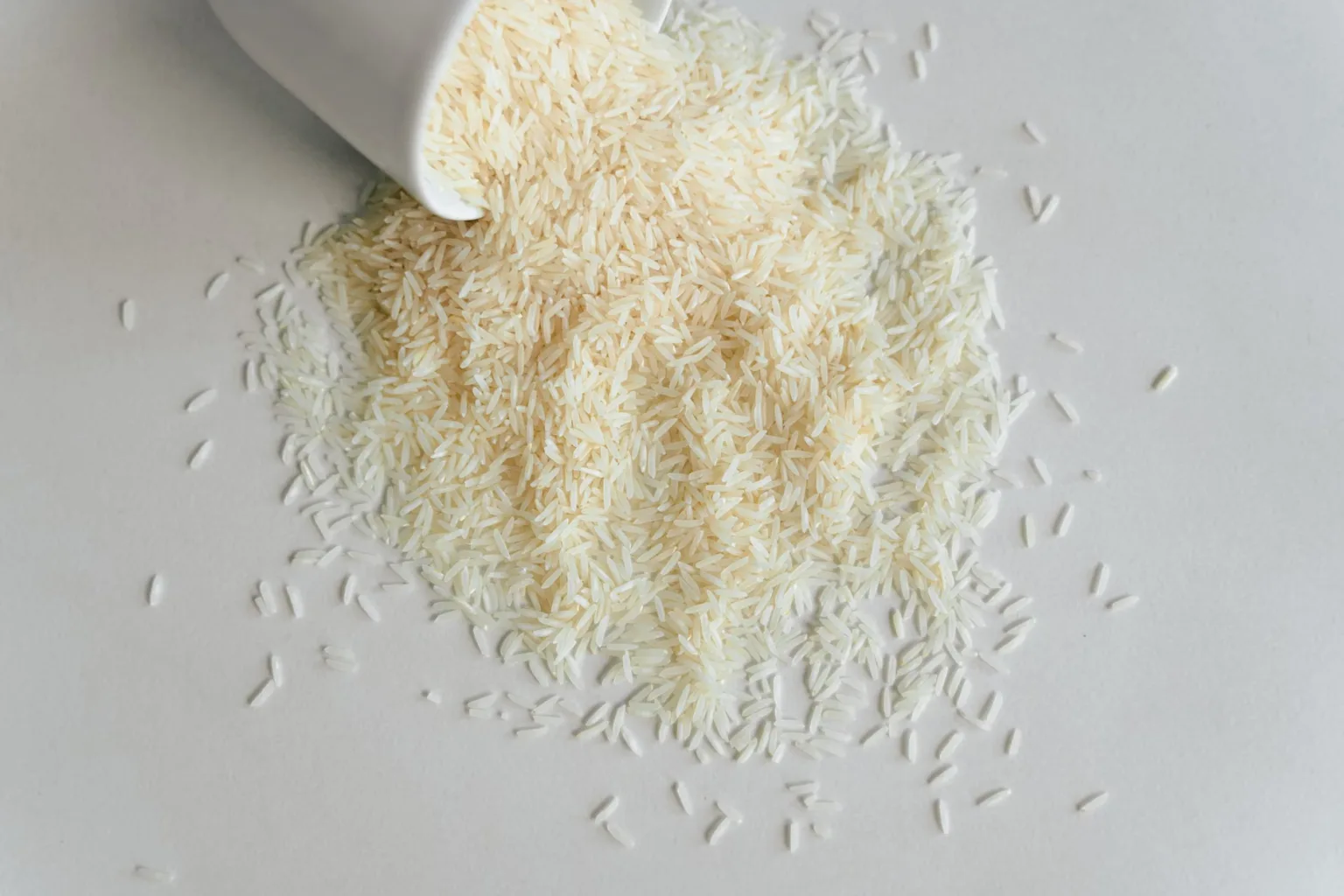 Fine white rice flour