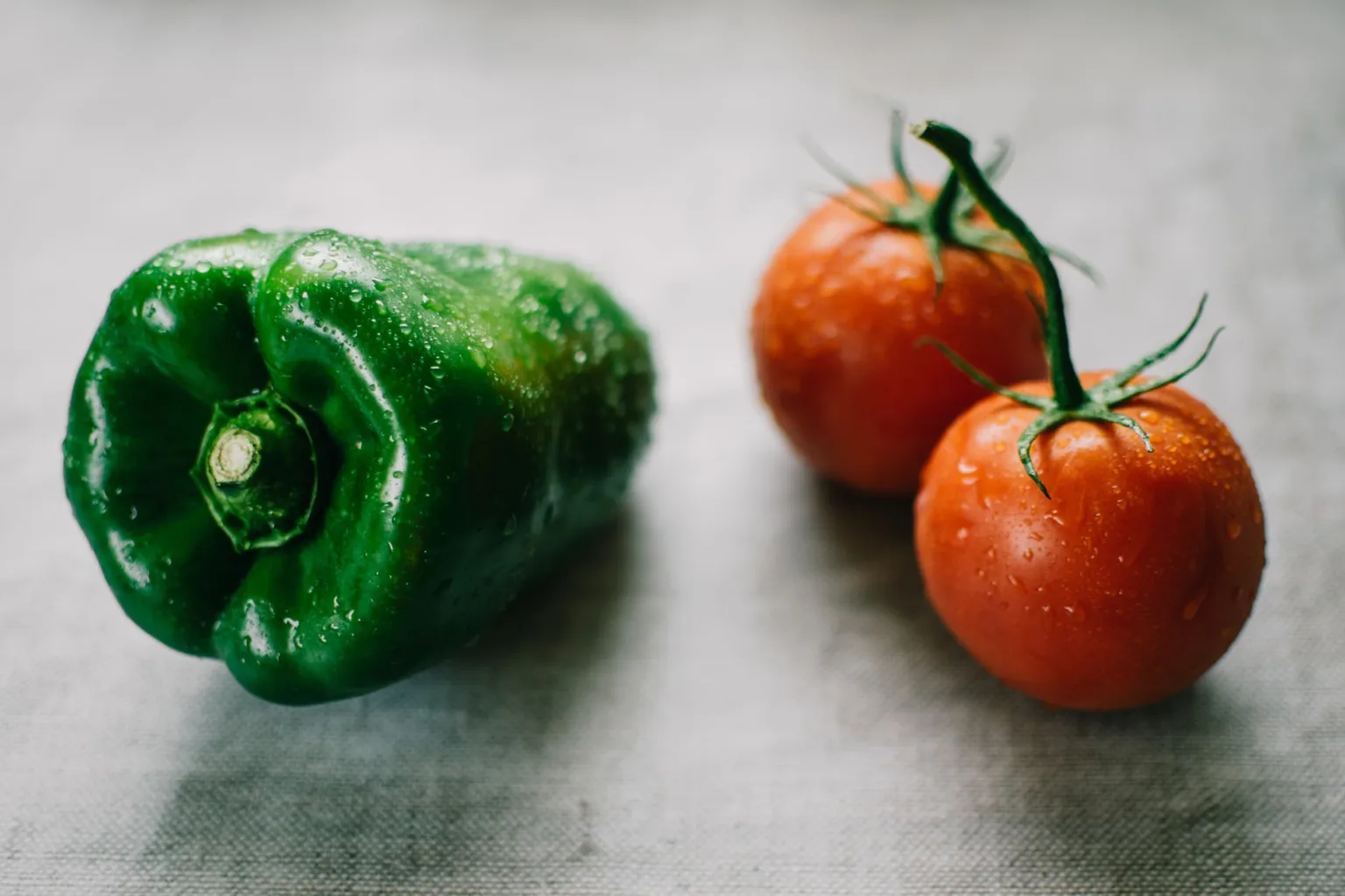 Miltomate (grüne Tomatillo)
