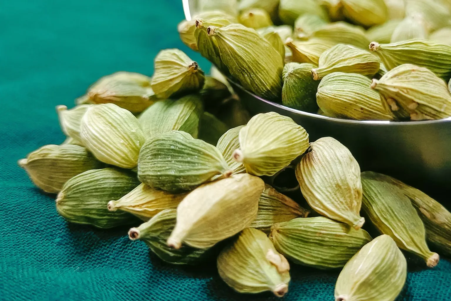 Cardamomo moído